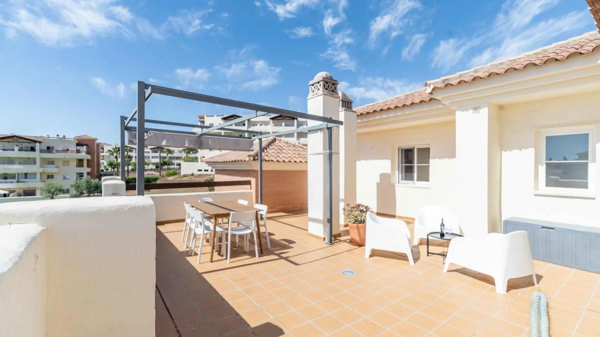 116 - Penthouse With Views And Pool, 5Min Away From Golf Course! Apartman Benalmádena